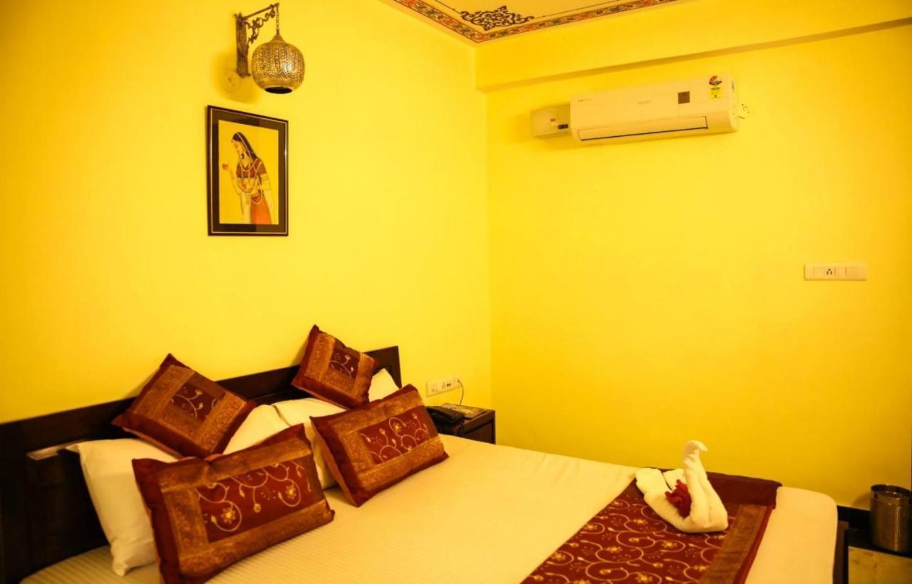 Nahar Singh Haveli Hotel Jaipur Exterior photo